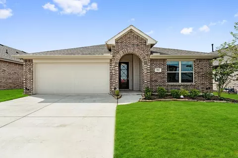 992 Kingbird Ln, Alvarado, TX 76009