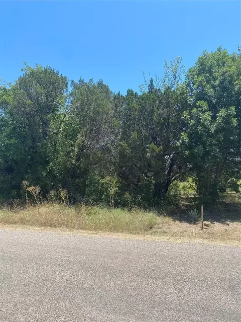 3403 Oak Hill Dr, Granbury, TX 76048