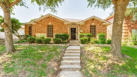 781 Eldorado Dr, Desoto, TX 75115