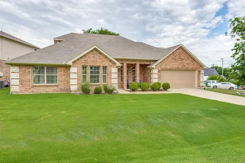 4518 N Shore Dr, The Colony, TX 75056