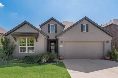 15516 Pioneer Bluff Trl, Roanoke, TX 76262