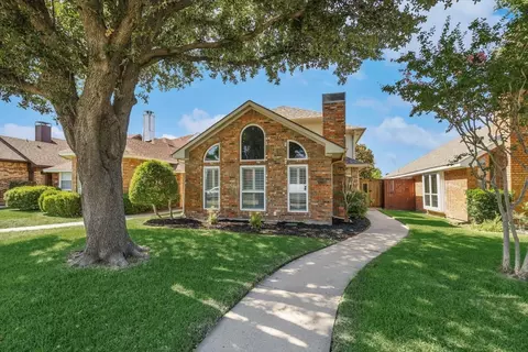 2022 Greenview Dr #B, Carrollton, TX 75010