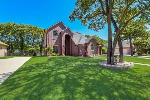 3412 Texas Trl, Hurst, TX 76054