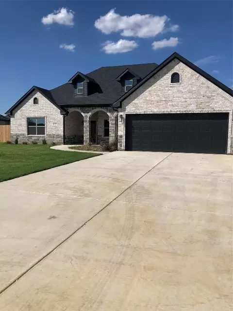 809 Mary Lee St, Collinsville, TX 76233