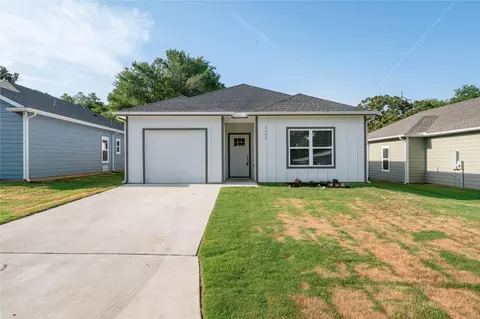 1005 Dubois St, Denison, TX 75020
