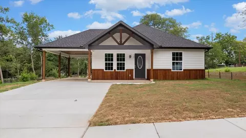 427 E Washington St, Denison, TX 75021 photo 3