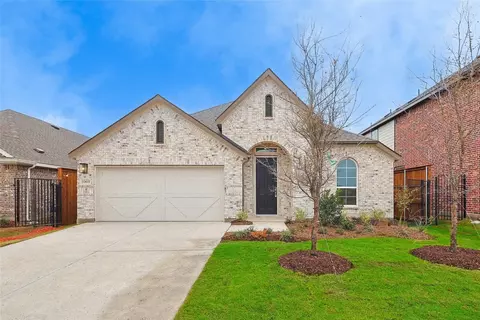 1069 Wisdom Way Dr, Haslet, TX 76052