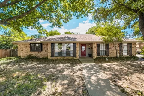420 Merriman Dr, Highland Village, TX 75077