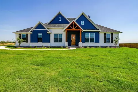 2970 Claire Dr, Midlothian, TX 76065
