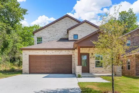 202 W End St #B, Terrell, TX 75160