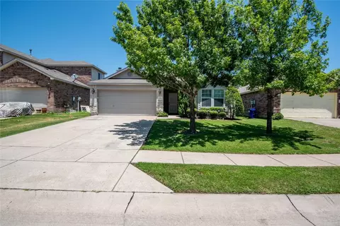 2120 Juniper Dr, Forney, TX 75126