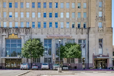 221 W Lancaster Ave #11002, Fort Worth, TX 76102