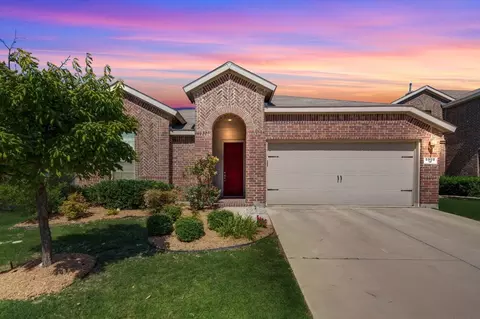 5909 Mackerel Dr, Fort Worth, TX 76179