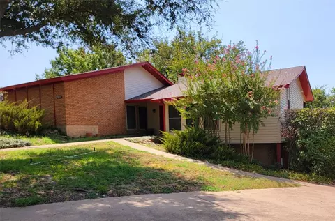 7451 Aspen Wood Ct, Fort Worth, TX 76179