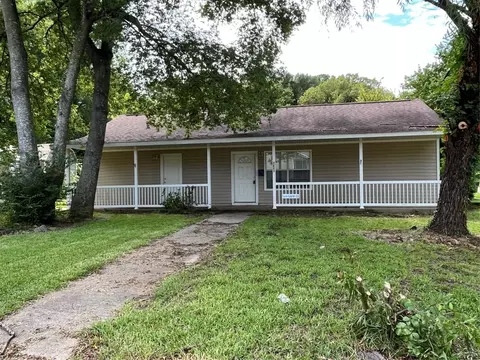 1605 Clay St, Shreveport, LA 71101