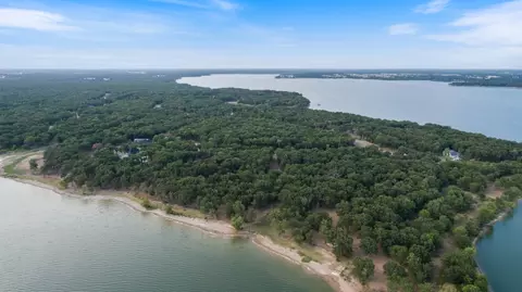 53 Nautical Dr, Quinlan, TX 75474