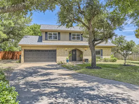 2832 Toni Ct, Hurst, TX 76054