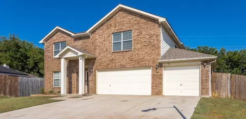 705 Pelican Way, Saginaw, TX 76131