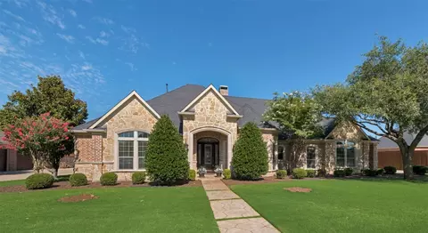 290 Hidden Lake Dr, Prosper, TX 75078