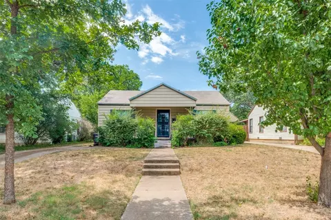 5913 Locke Ave, Fort Worth, TX 76107