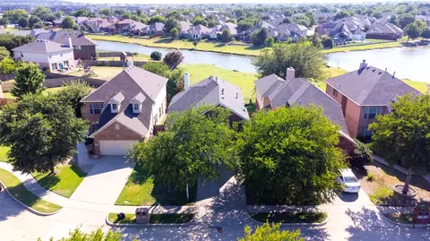 5324 Vestia Dr, Fort Worth, TX 76244