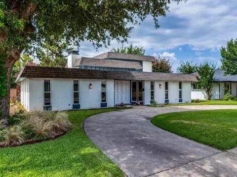 7030 Thornwood Dr, Dallas, TX 75227
