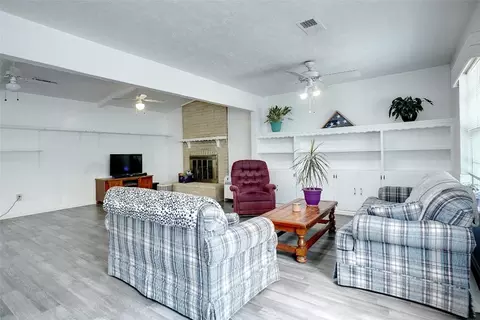 904 N Ector Dr, Euless, TX 76039 photo 5