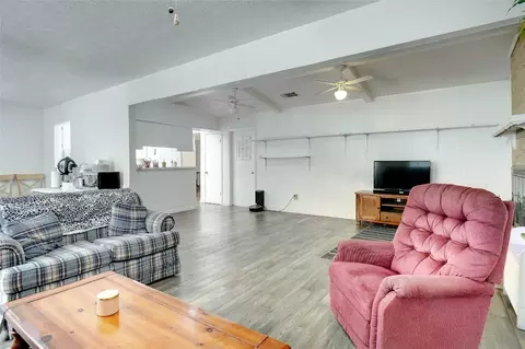 904 N Ector Dr, Euless, TX 76039 photo 7