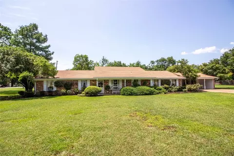 6025 Highland Dr, Kaufman, TX 75142