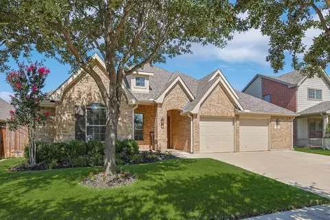 9737 Mcfarring Dr, Fort Worth, TX 76244