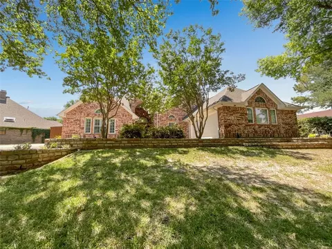3019 Pitkin Dr, Arlington, TX 76006
