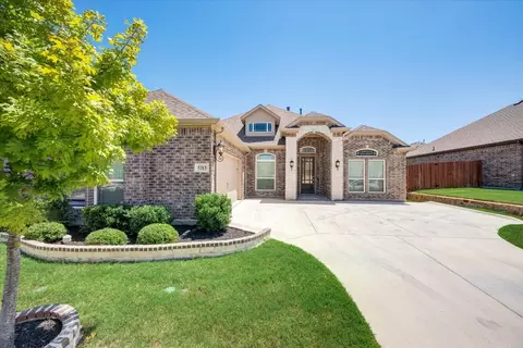 5313 Almanor Rd, Fort Worth, TX 76179