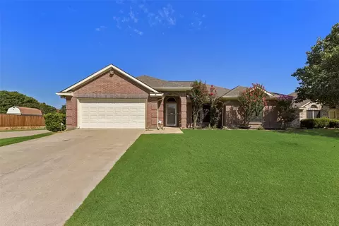 2900 Chisholm Trl, Corinth, TX 76210