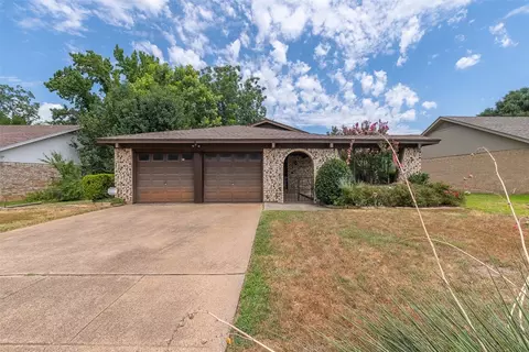 2707 Partridge Ave, Arlington, TX 76017