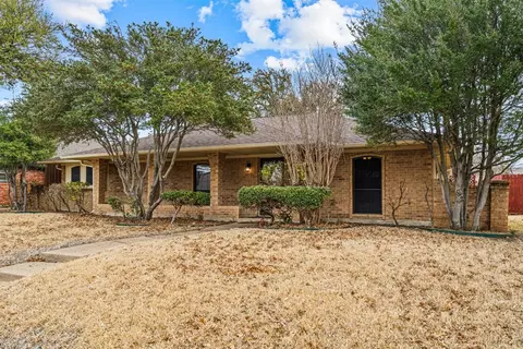 3110 Luallen Dr, Carrollton, TX 75007