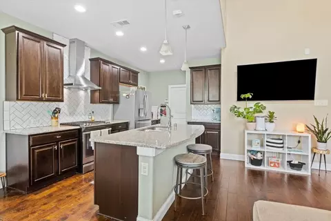 1009 Brook Forest Ln, Euless, TX 76039 photo 10