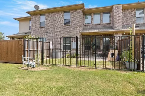 1009 Brook Forest Ln, Euless, TX 76039 photo 29