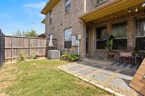 1009 Brook Forest Ln, Euless, TX 76039 photo 28