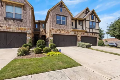 1009 Brook Forest Ln, Euless, TX 76039 photo 2