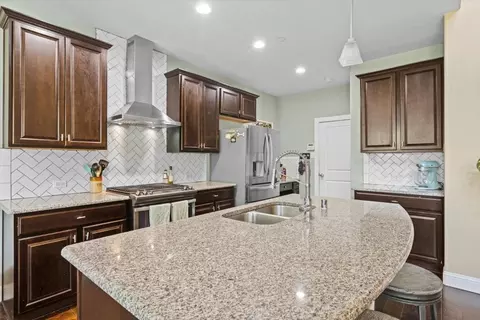 1009 Brook Forest Ln, Euless, TX 76039 photo 11