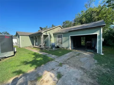 317 Whitworth St, Sulphur Springs, TX 75482