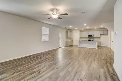 Living - 2629 Acadia Dr, Corinth, TX 76210 photo 2 of 7