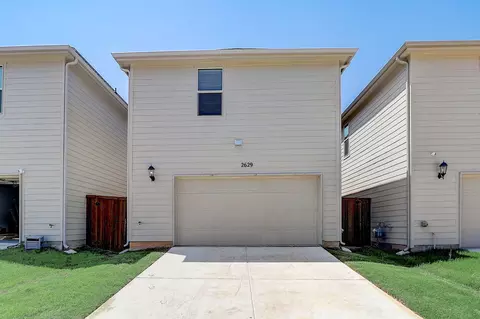 Exterior - 2629 Acadia Dr, Corinth, TX 76210 photo 5 of 5