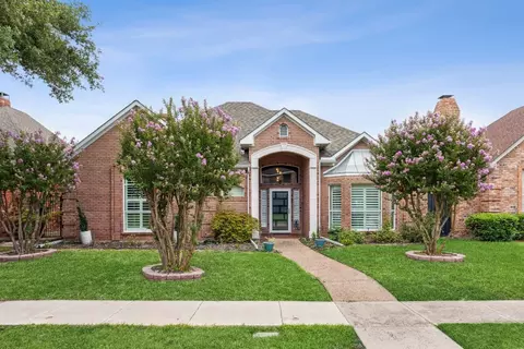 1012 Murl Dr, Irving, TX 75062