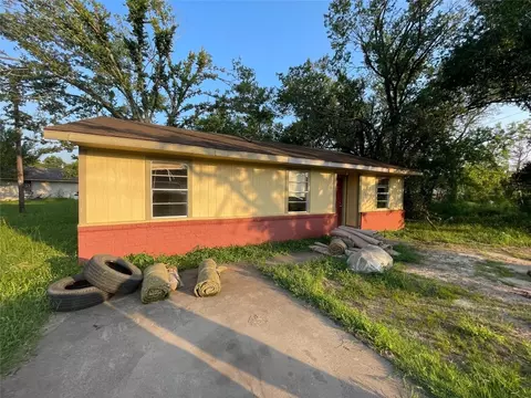 870 Jefferson E St, Sulphur Springs, TX 75482