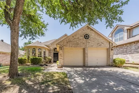 4804 Misty Ridge Dr, Fort Worth, TX 76137
