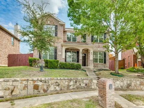 1910 Rustic Creek Dr, Garland, TX 75040