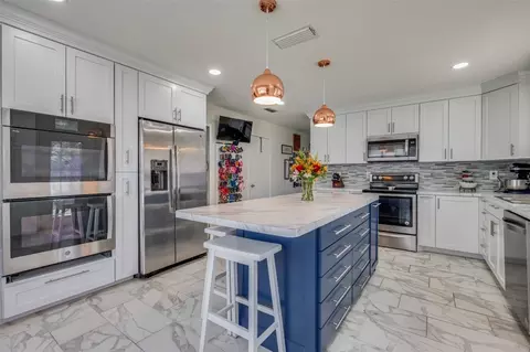 3112 Mayfair Dr, Carrollton, TX 75007