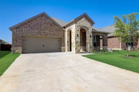 10314 Quail Pointe Rd, Aubrey, TX 76227