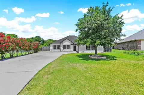 102 Packer Dr, Royse City, TX 75189